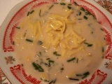 Drožďová polévka s jarní cibulkou a bylinkami recept