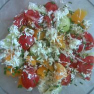 Šopský salát s pečenou paprikou recept