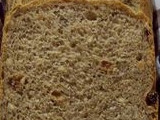 Chléb s lískovými oříšky a rozinkami recept