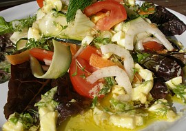 Fenyklovo  zeleninový salát s vaječnou zálivkou recept ...