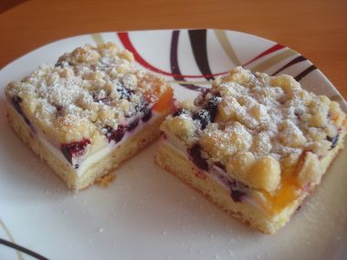 Tvarohovo-ovocný koláč