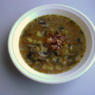 Žampionová polévka s cibulkou recept