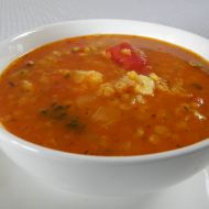 Pikantní červená polévka s čočkou recept