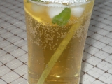 Mátový ledový čaj s citronem a medem recept