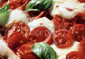 Rajčatová pizza