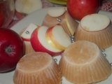 Šťavnatý sorbet z jablek, medu, mandarinkové a citronové šťávy ...
