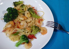 Krevety s brokolicí a špagetami recept