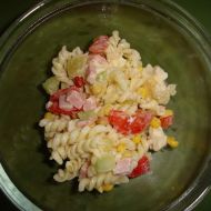 Lehký těstovinový salát recept