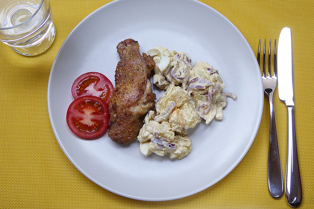 Rozmarýnové kuře s bramborovým salátem recept