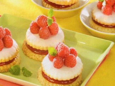 Sušenkové koláčky s ovocem