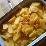Zapečené brambory se šunkou a sýrem recept