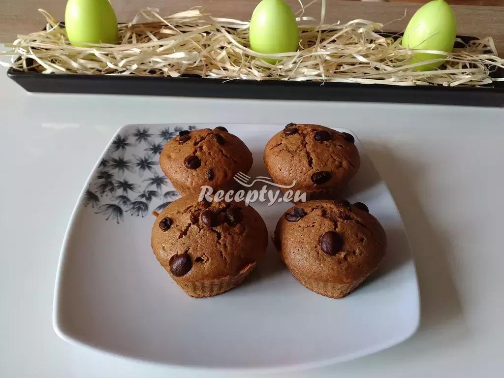 Muffiny s čokoládovými obláčky recept  moučníky