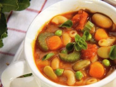 Zeleninová polévka s rici-bici