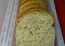 Pšenično  žitný chlebík pečený ve formě recept