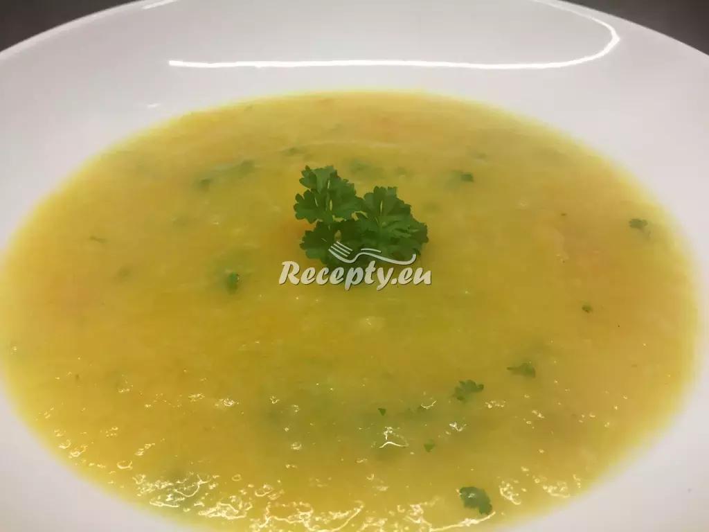 Sváteční dýňová polévka recept  slavnostní pokrmy