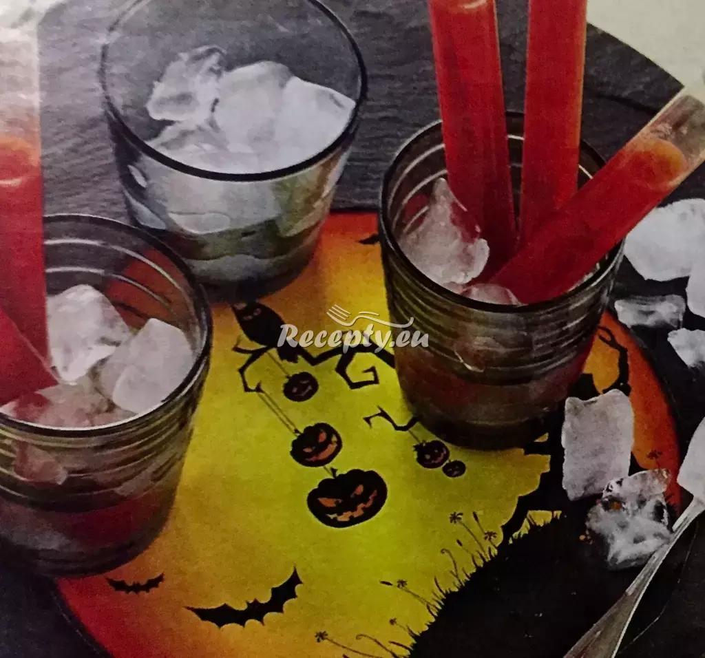 Halloweenský krvavý upíři drink recept  míchané nápoje  Recepty ...