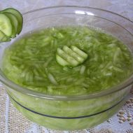 Okurkový salát s citrónem recept