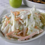 Jablkovo-celerový salát recept