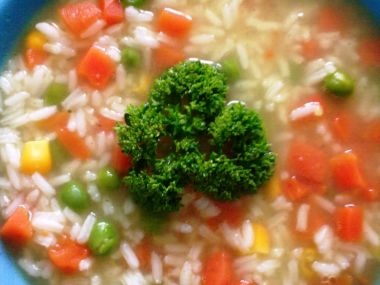 Zeleninová polévka s rýží  rychlovka