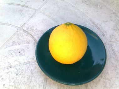 Osvěžující domácí citronáda