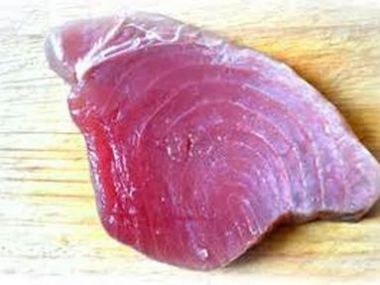 Výborný tuňákový steak