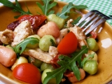 Gnocchi s rukolou, kuřecím masem a rajčátky recept