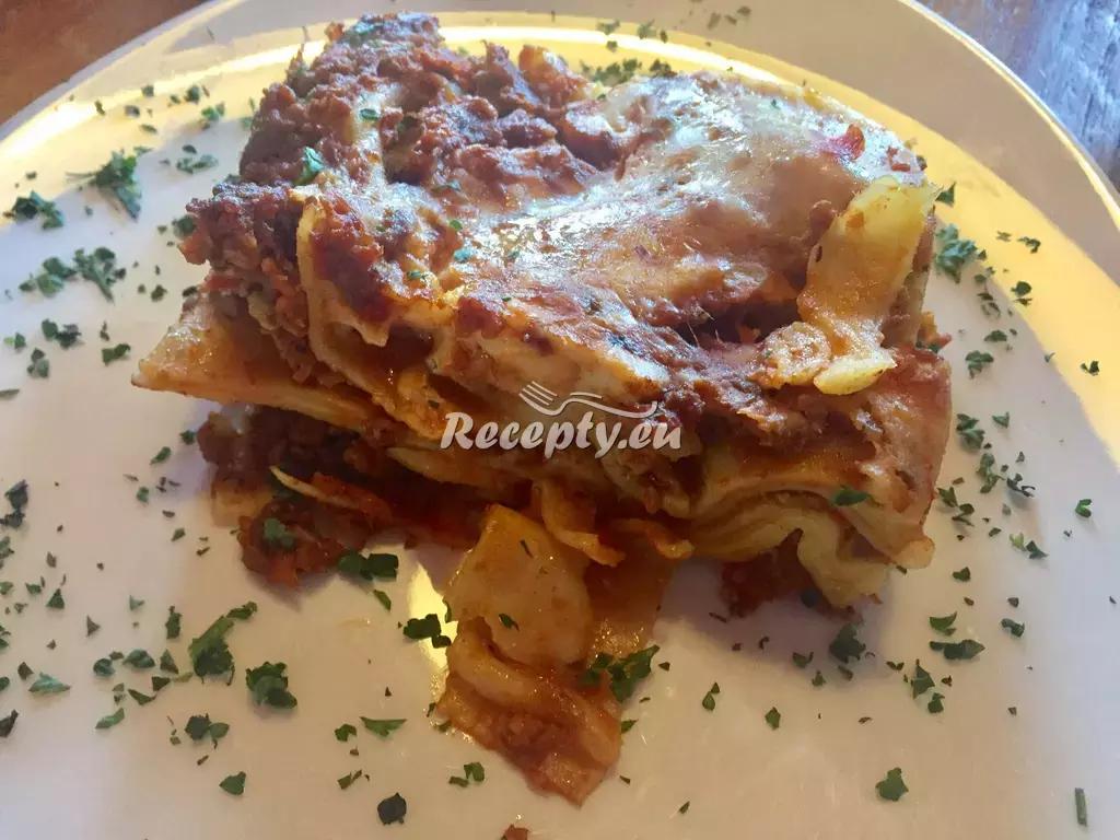 Luxusní boloňské lasagne recept  těstoviny