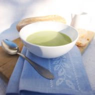Brokolicová polévka s muškátovým oříškem recept