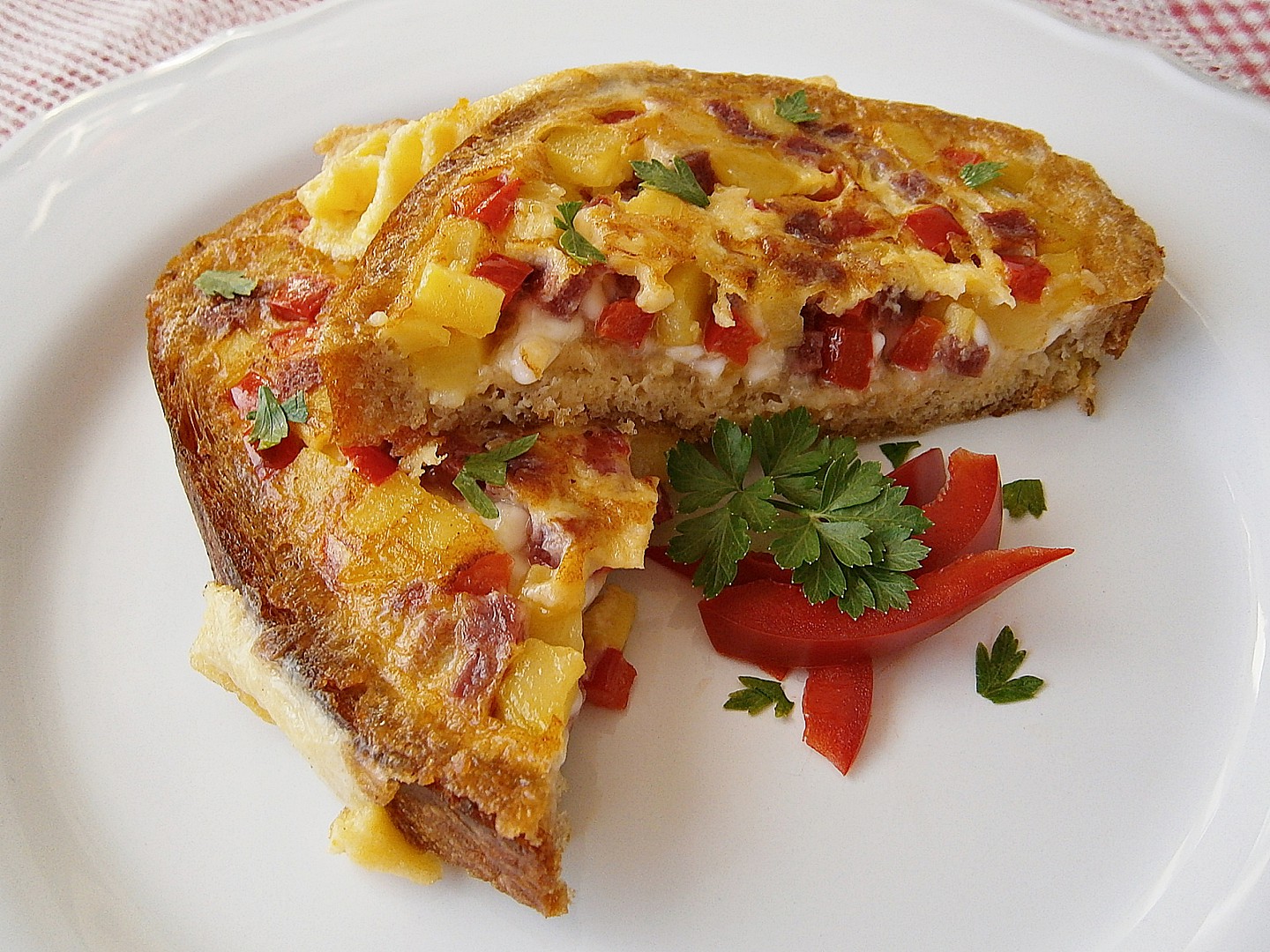 Selská omeleta v chlebu recept