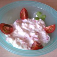 Krabí salát s jogurtem recept
