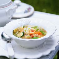Zeleninová polévka z červené čočky recept