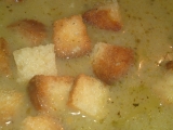 Chlebová polévka s cibulí a s česnekem recept