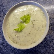 Květáková polévka se smetanovým sýrem recept