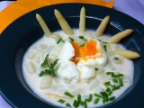 Chřestová polévka s pošírovaným vejcem recept