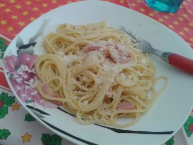 Spaghetti alla carbonara  domácí italské