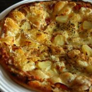 Smetanová sýrová pizza recept