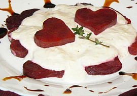 „Romantická večeře ve dvou“: Srdíčka z červené řepy recept ...