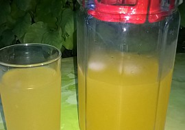 Domácí pomerančová limonáda pro osvěžení recept