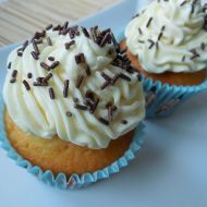 Vanilkové cupcakes s máslovým krémem recept