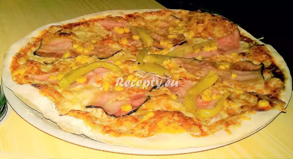 Pikantní pizza recept  pizza
