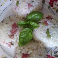 Rýžový salát se šunkou a zeleninou recept
