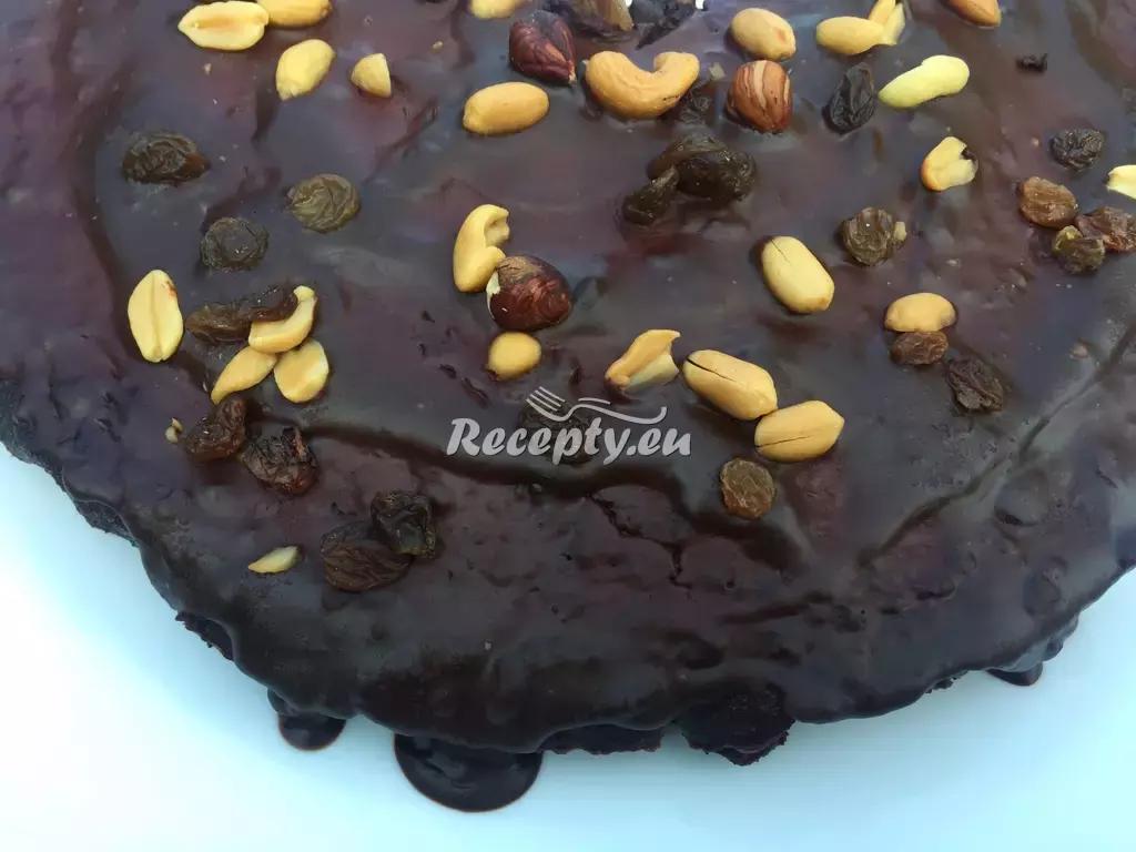 Řepový dort s čokoládou a oříšky recept  fitness recepty