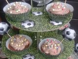 Čokoládové cucpcakes pro fotbalistu recept