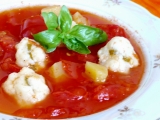 Rajčatová polévka s tykví a bazalkovými knedlíčky recept ...