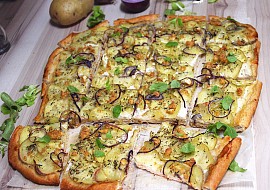 Bramborová pizza  pizza di patate recept