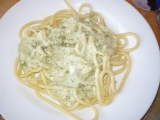 Špagety s brokolicovo-smetanovou omáčkou recept