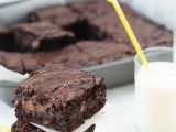 Čokoládové brownies s kousky čokolády recept