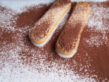 Cukrářské kakaové piškoty
