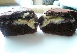 Čokoládové muffiny s frischkäse náplní recept