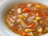 Zeleninová polévka s bazalkou recept